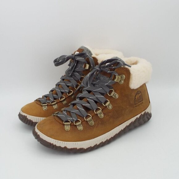 Sorel Out N About NL3404-286 Tan Leather Faux Fur Waterproof Booties Size 6.5 - Picture 5 of 10